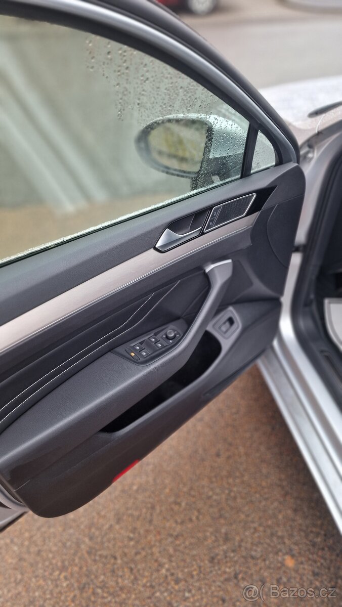 Volkswagen Passat - 10