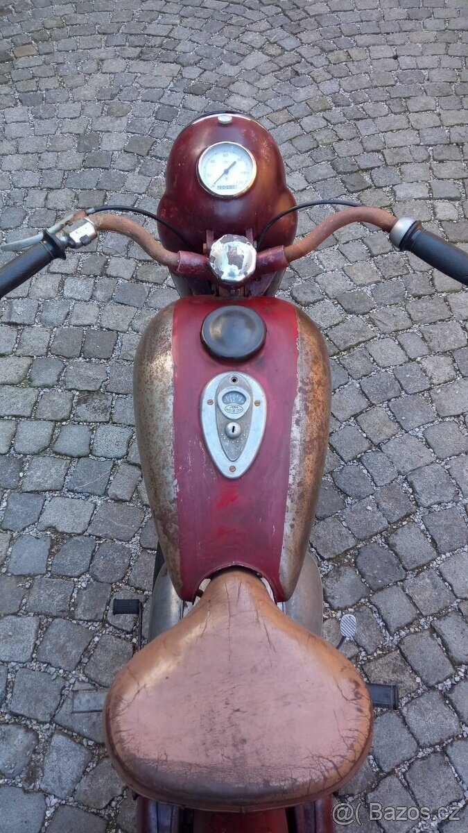 Jawa 250 Pérák - 10