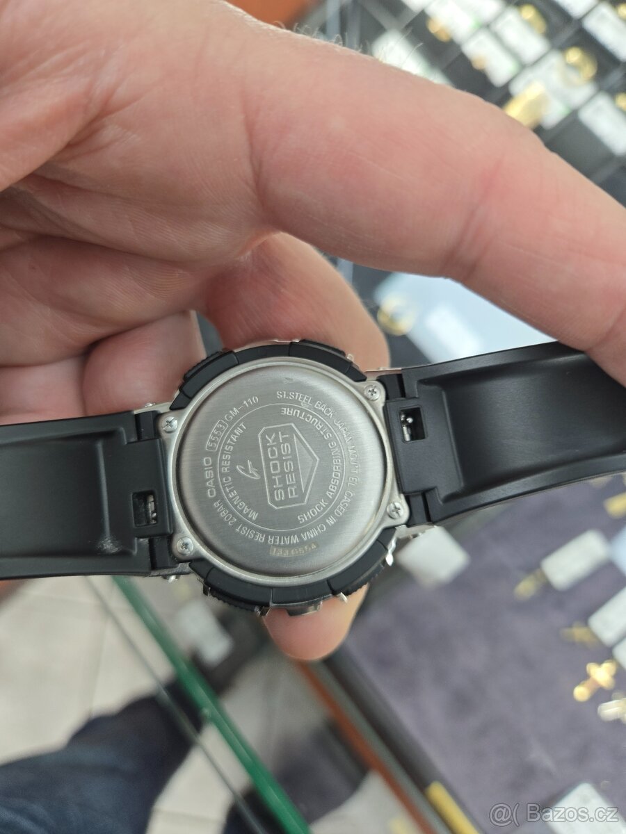Casio Gshock silver - 10