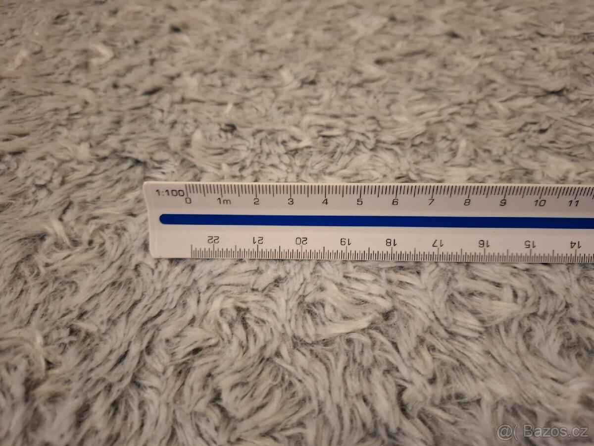 Různé rýsovací potřeby - 10