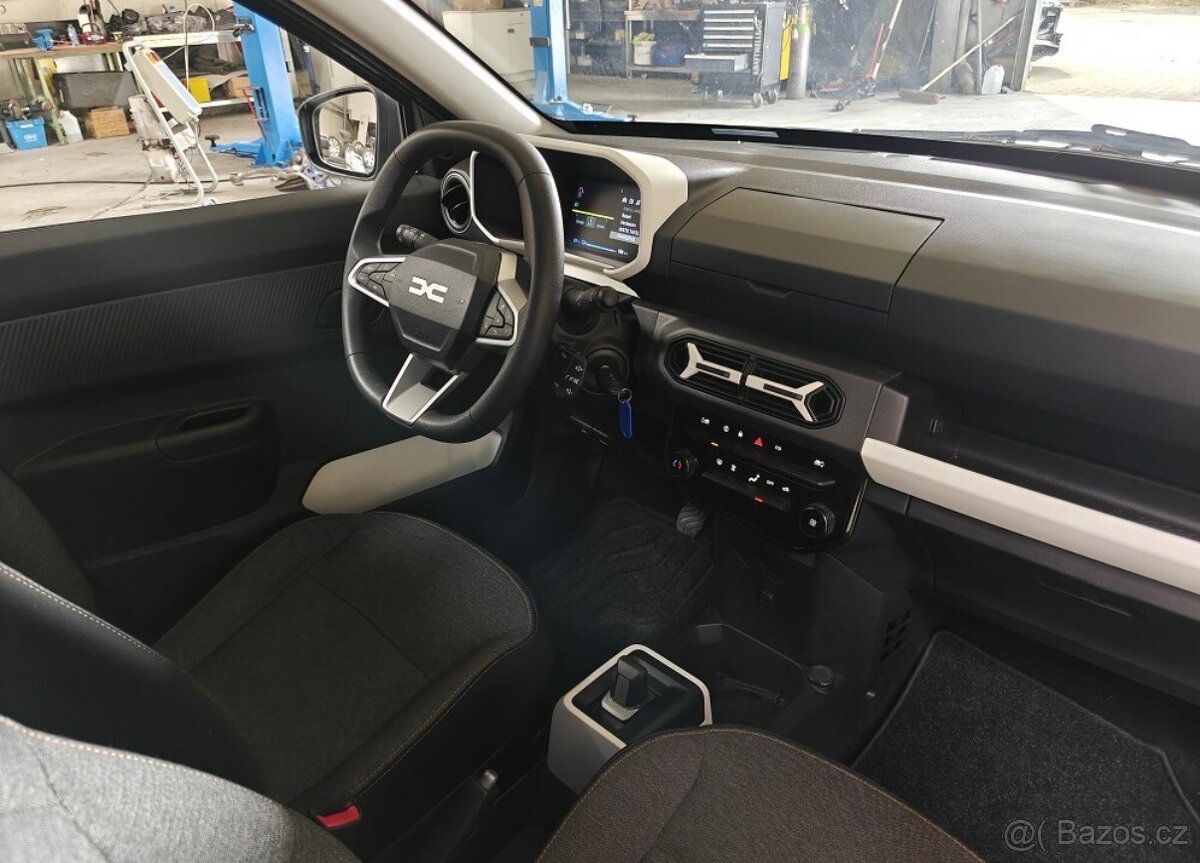 Dacia Spring - 10