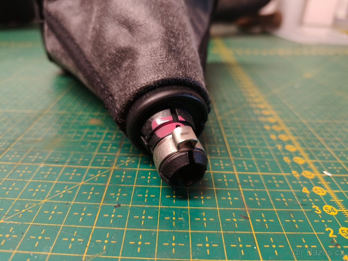 Originální kožená řadící páka s manžetou VW - 10