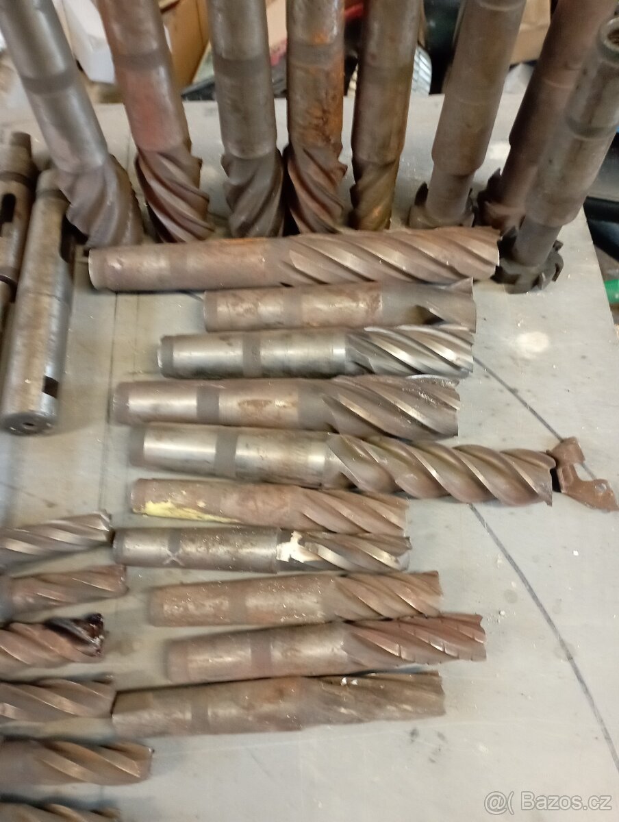 Fréza na železo + příslušenství - 10