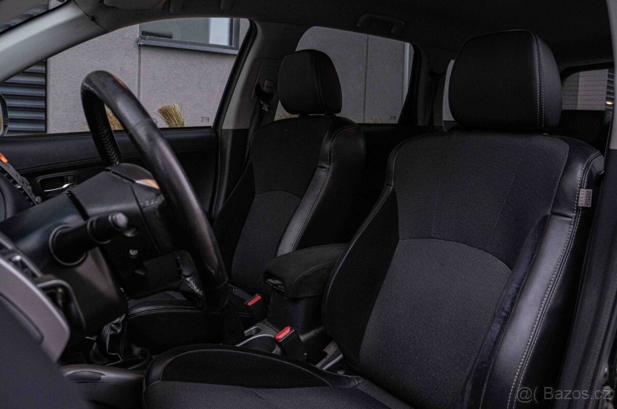 Mitsubishi Outlander 2.2 DI-D - 10