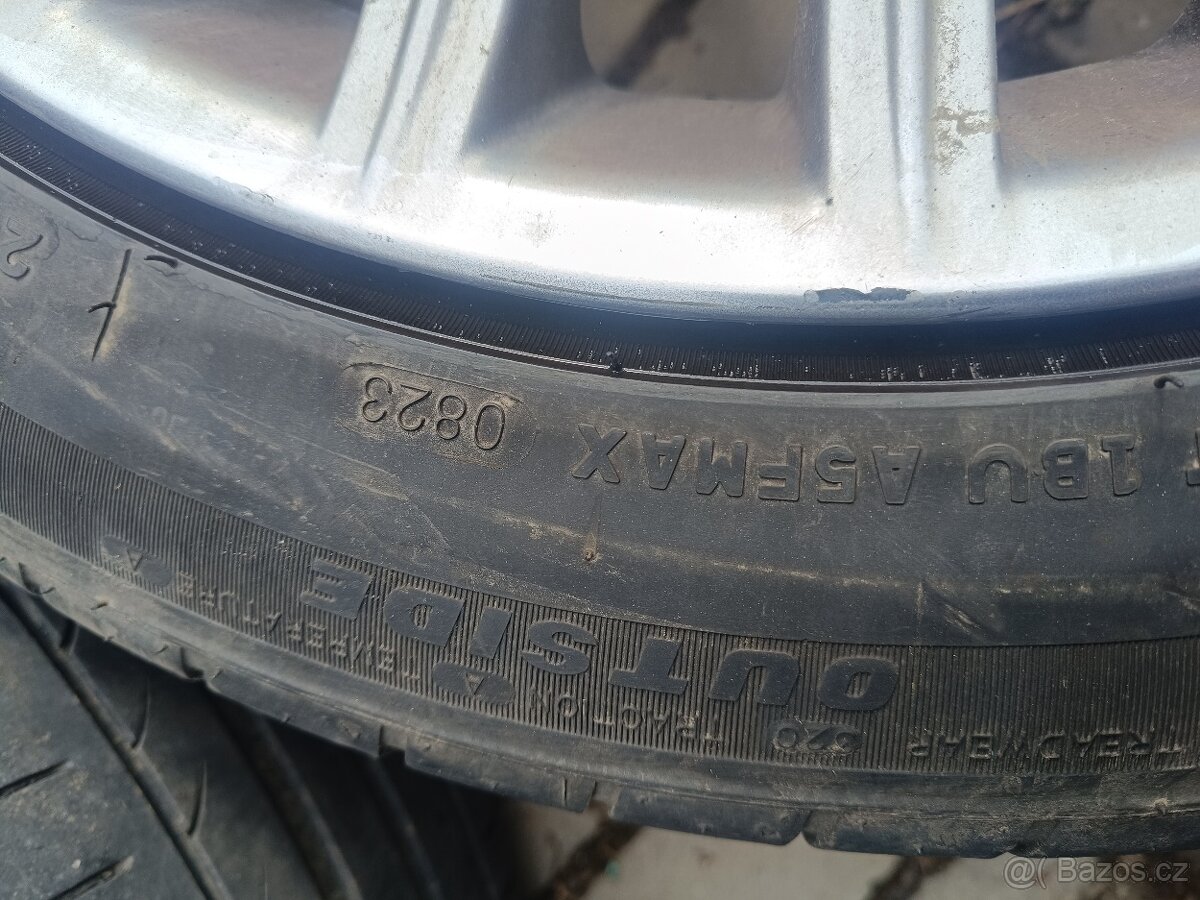 Espace IV kola r18 - 10