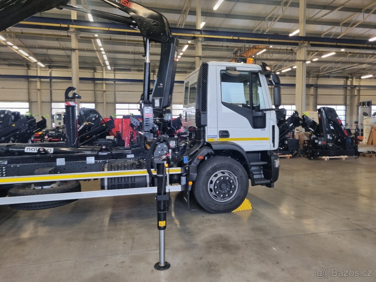 IVECO 180E28 EUROCARGO RUKA HIAB A NOSIČ KONTEJNERU 10T - 10