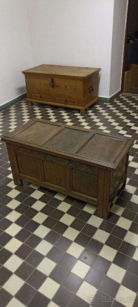 Starožitný nábytek - 10
