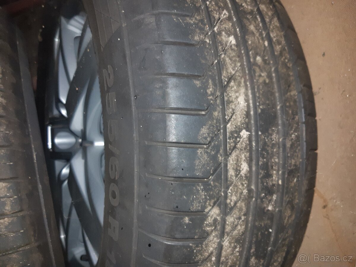 VW Amarok 255/60R18 - 10