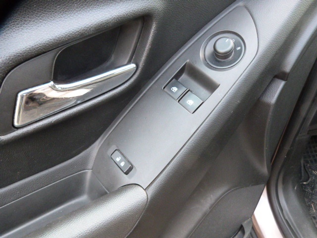 Chevrolet trax 1.4 - 10