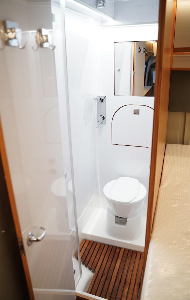 Affinity ONE - nejprostornější obytka pro 4 osoby - 10