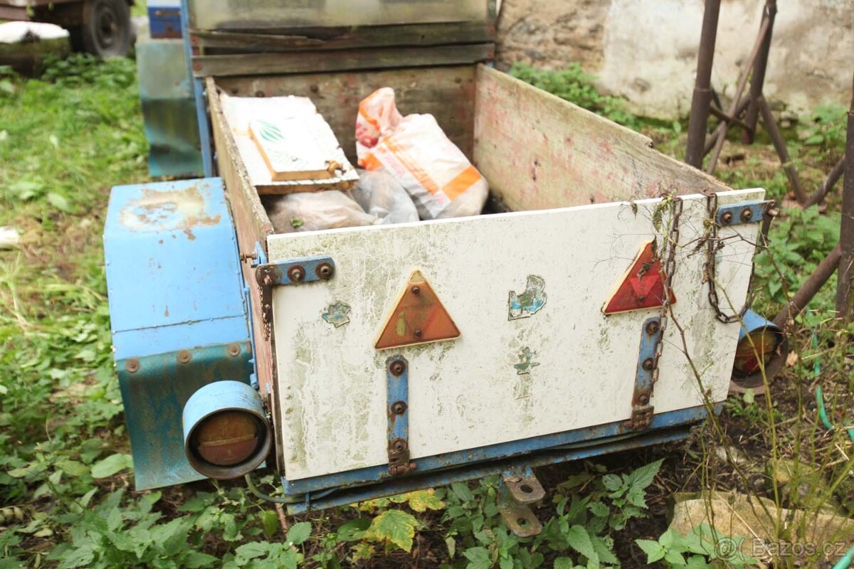 Malotraktor Trabant s korbou - 10