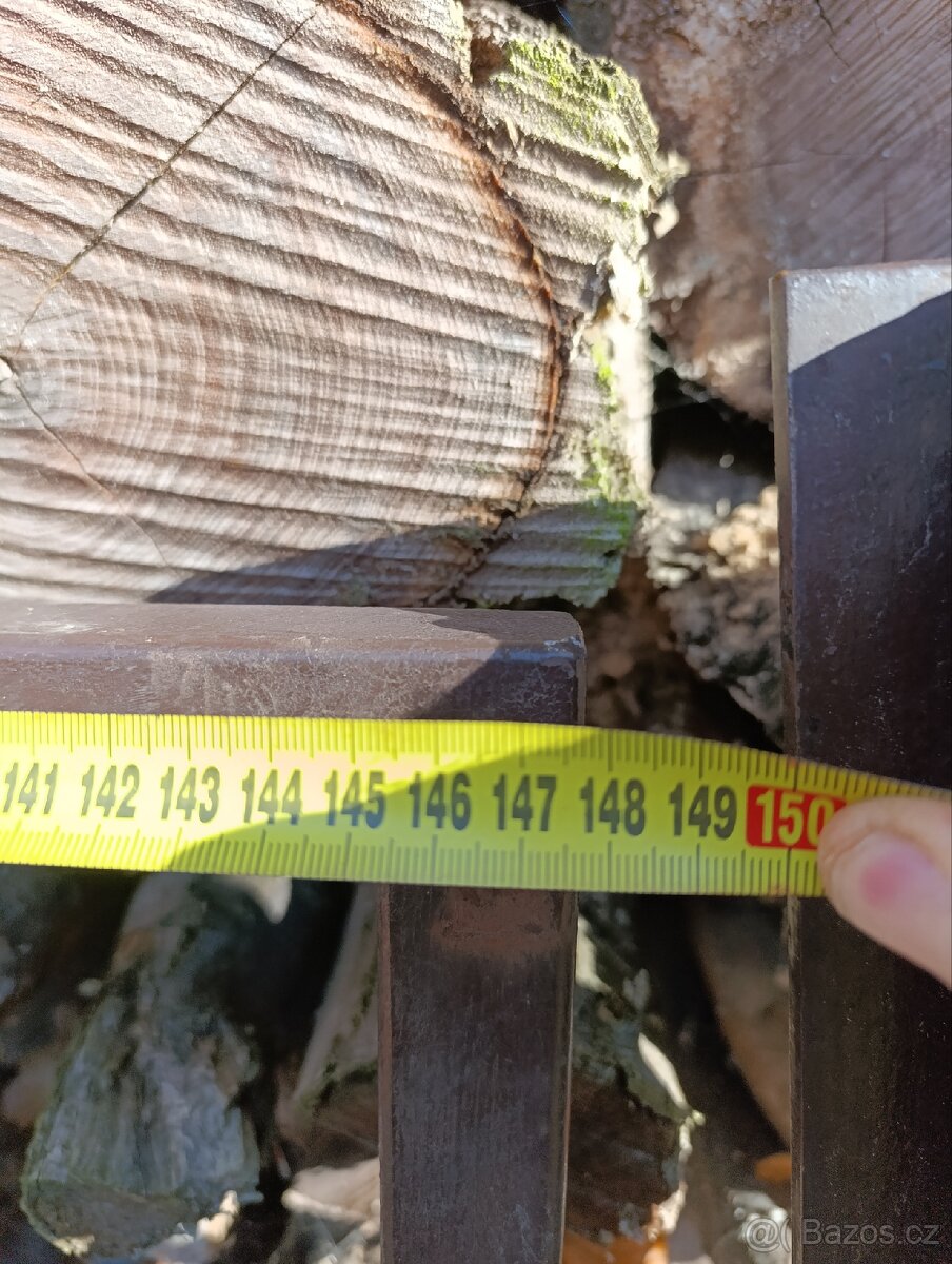 Kovová, dvoukřídlá brána s brankou - 10