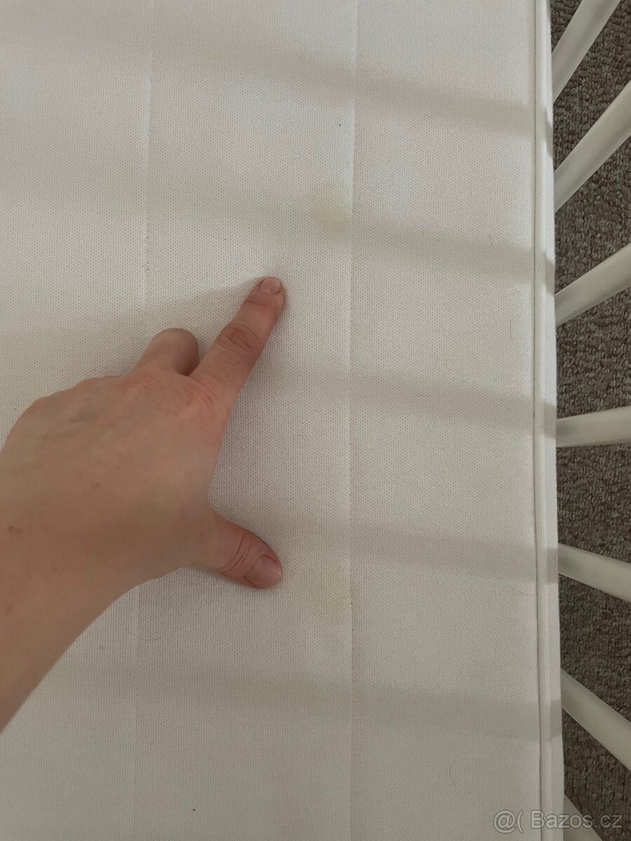 Nábytek do dětského pokoje - komoda, skříň, postýlka - 10