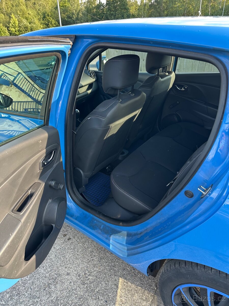 Renault Clio 1.2 - 10
