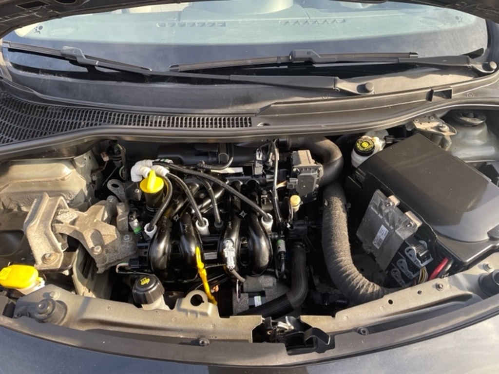 Renault Twingo 1.2i 43kw,r.2010, nová stk - 10