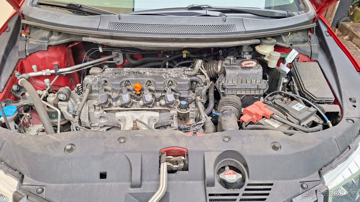 Honda Civic Tourer 1.8 benzin - 10