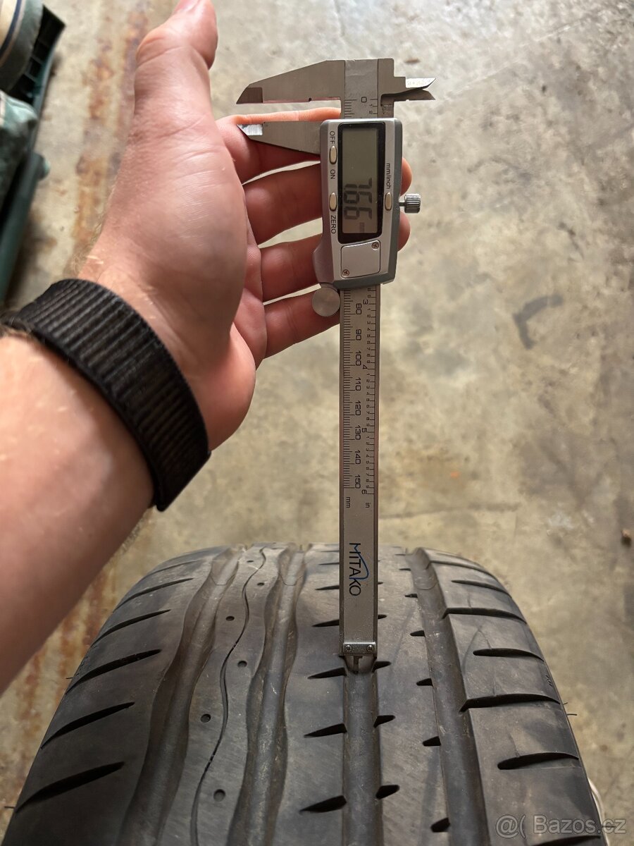 215/35 17 letní pneu Hankook - 10