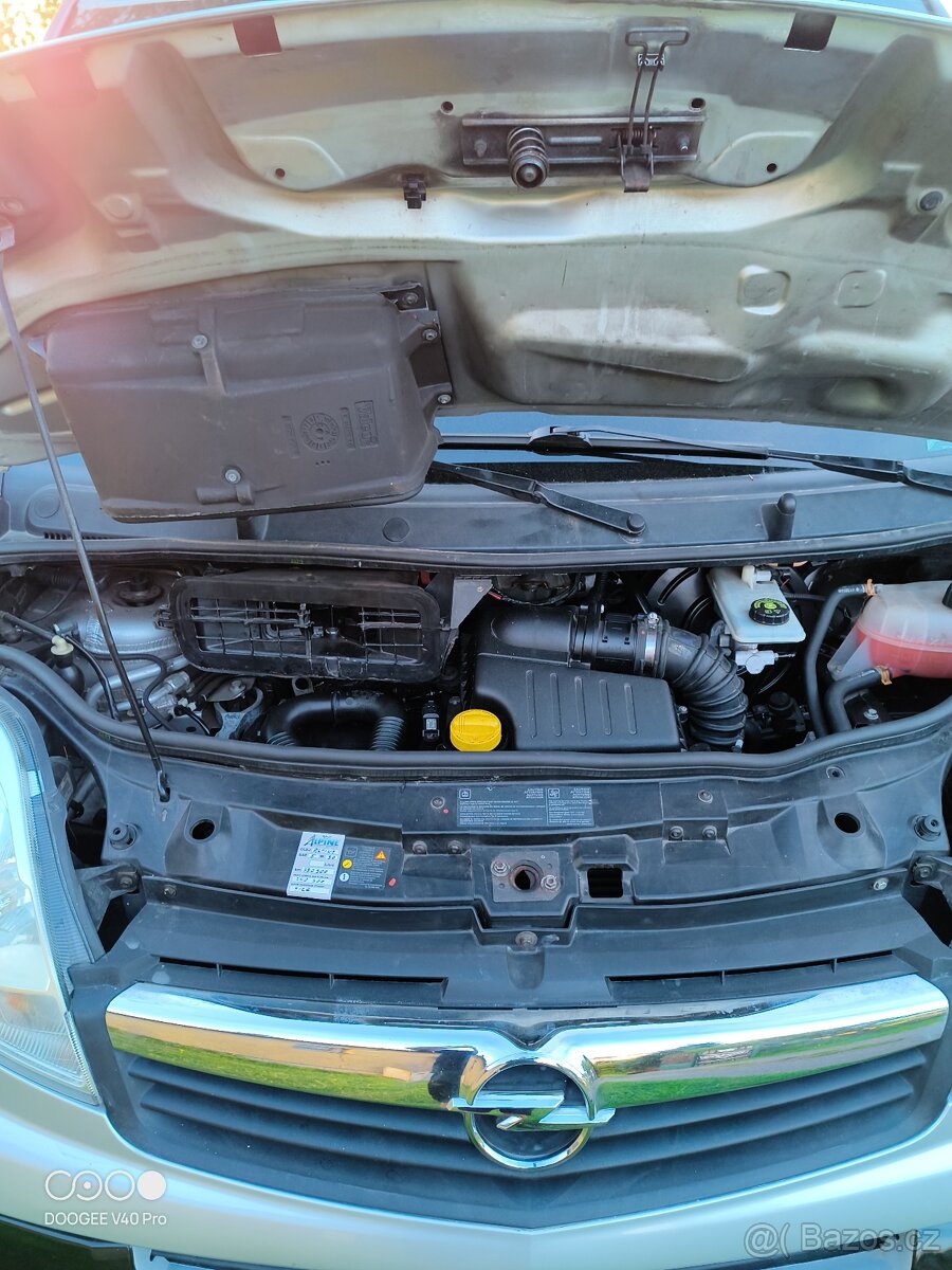 Opel vivaro 2.0 66kw 6mist - 10