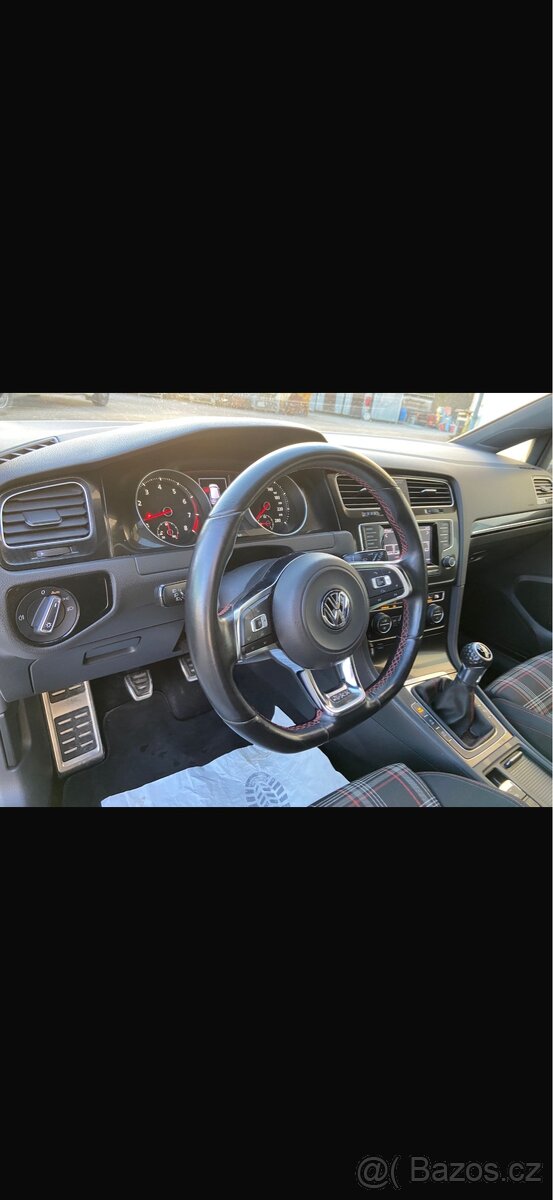 Prodám golfa 7 GTI - 10