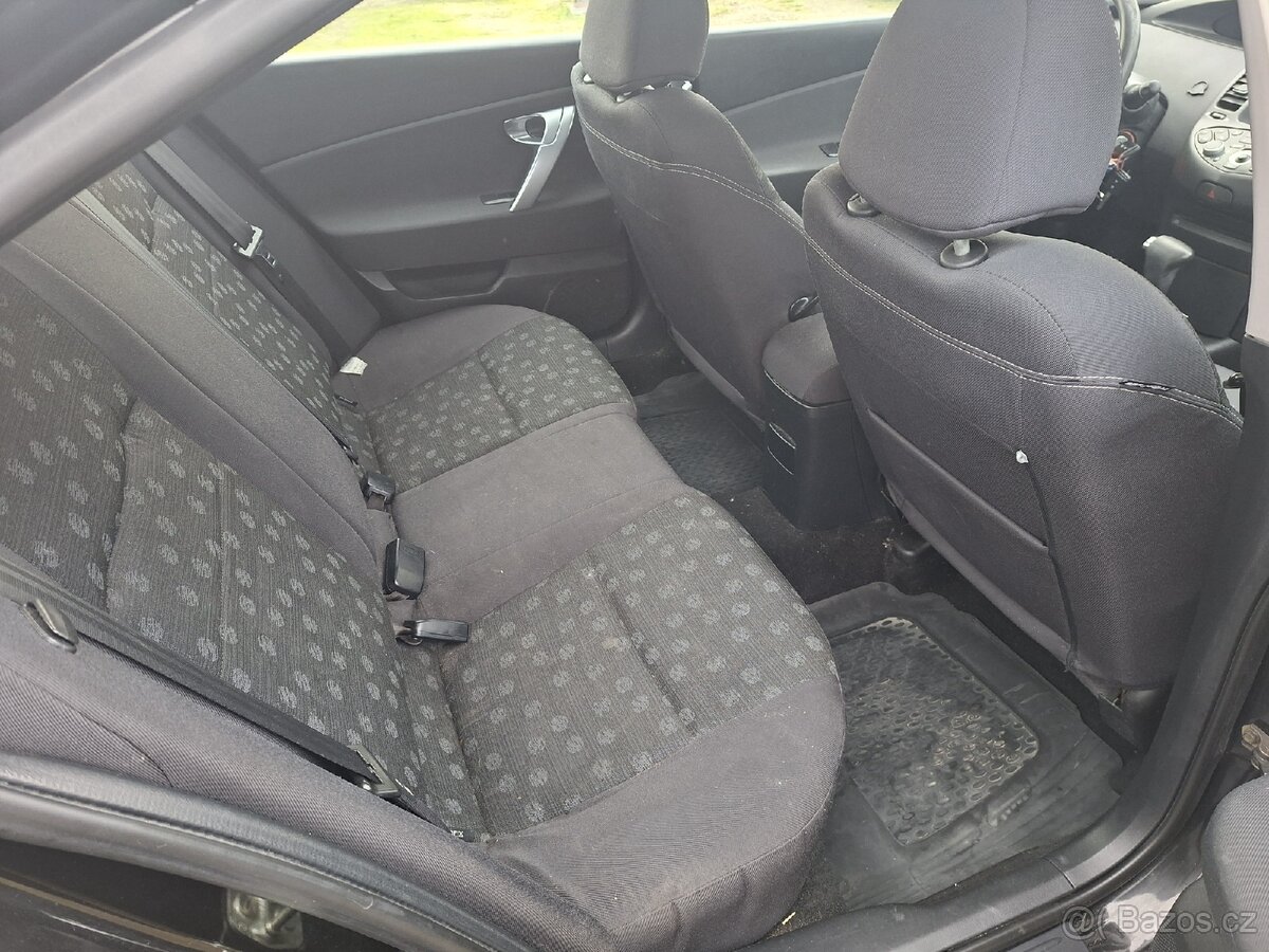 Nissan Primera 1.8i, automat - 10