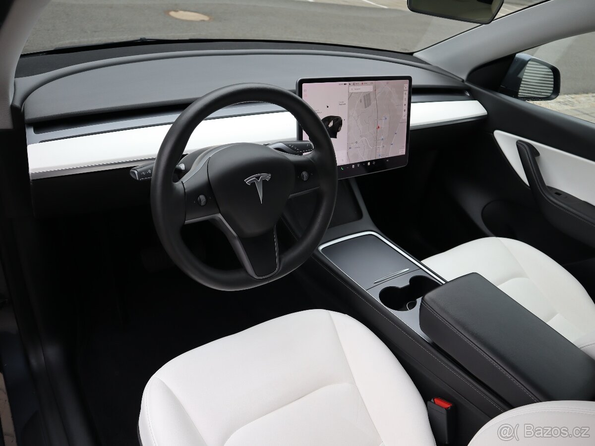 Tesla Model Y Long Range , Dual Motor , rv.2022 - 10