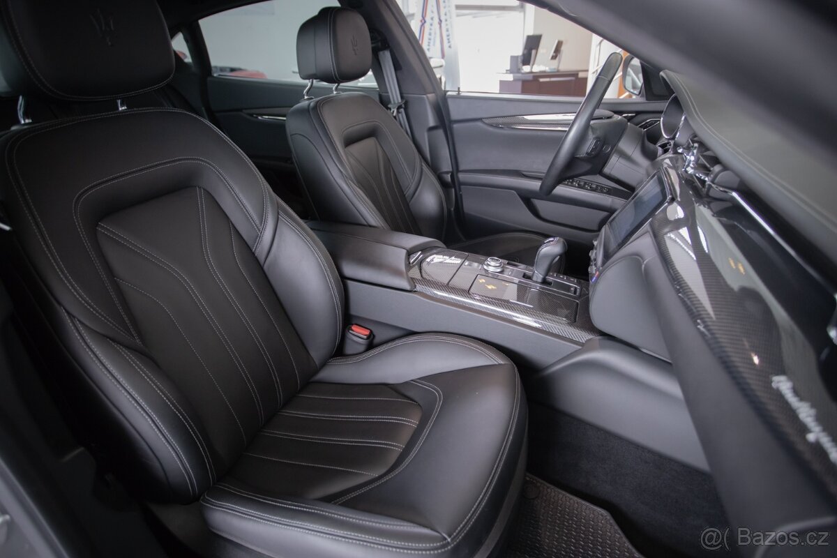 Maserati Quattroporte - 10