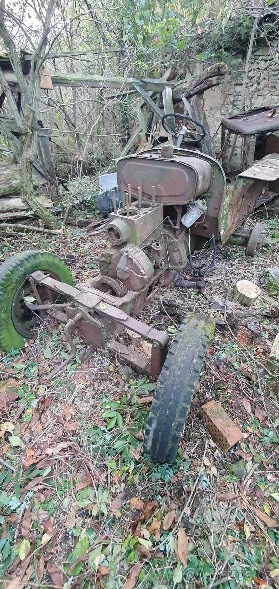 Škoda 30 náhradné diely - 10