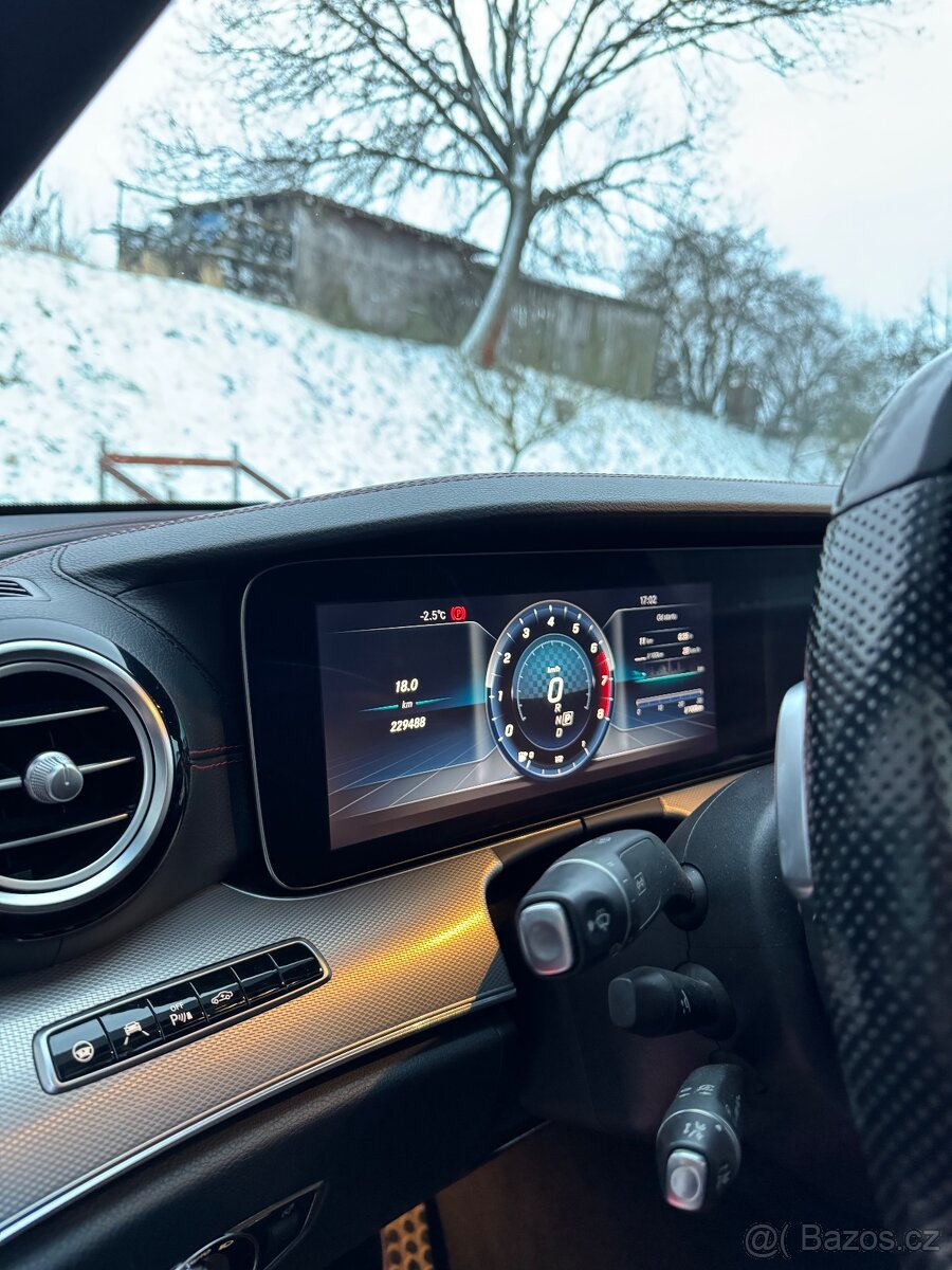 Mercedes E43 AMG 295kw 4MATIC - 10