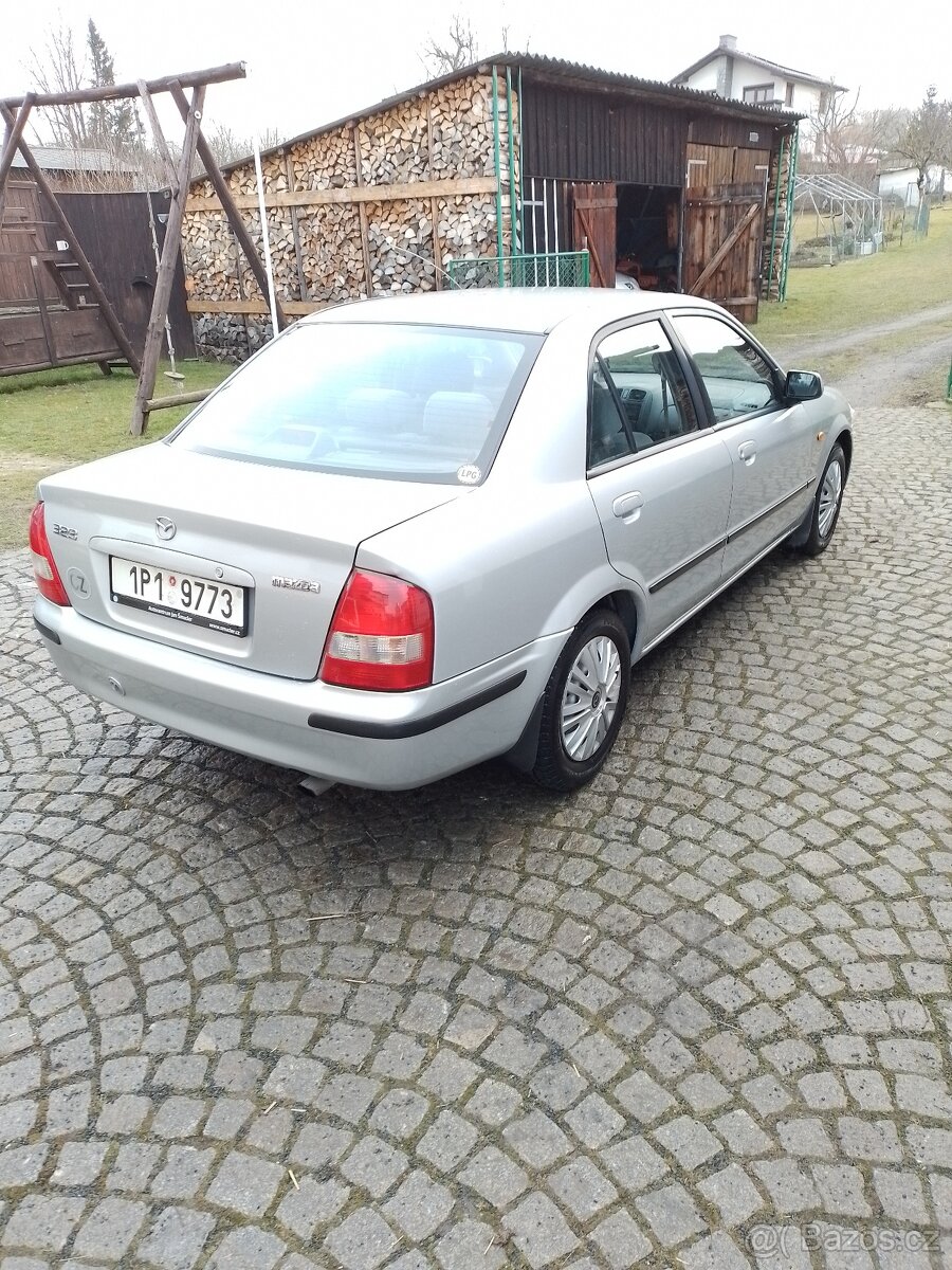 Mazda 323 LPG eko poplatek zaplacen - 10