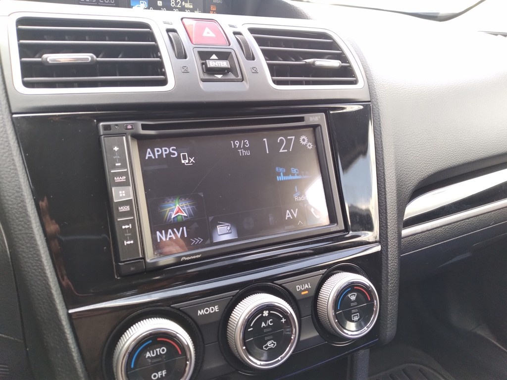 SUBARU XV 2.0 D AWD MANUÁL - 10