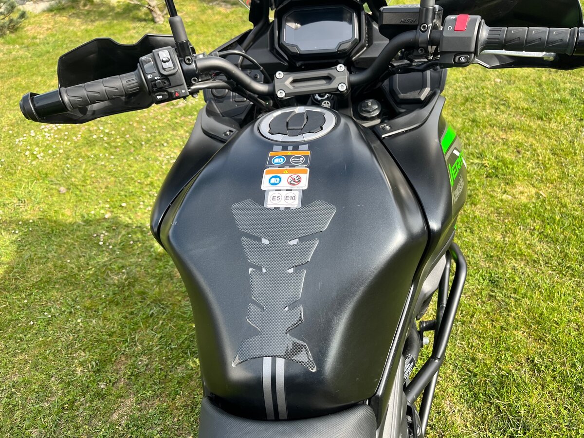 Kawasaki Versys 650 - 10