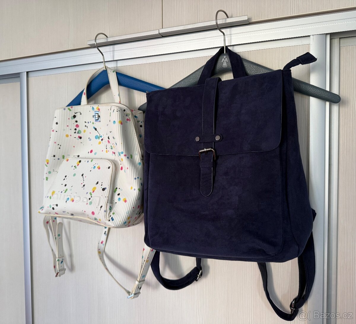 Dám. bílý batoh Desigual, sleva 1.599 Kč. - 10