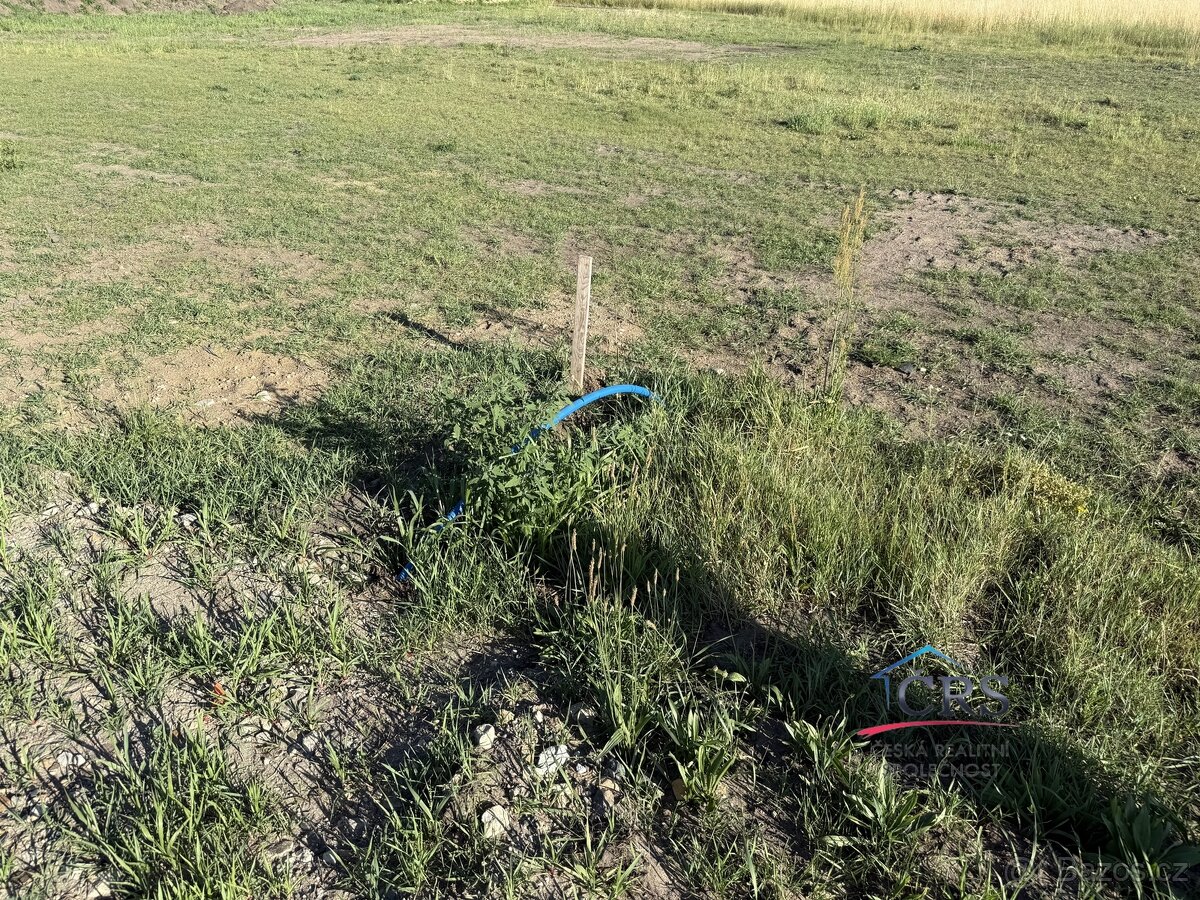 St. pozemek 972 m2, kompletně zasíťovaný, Sány - okr. Nymbur - 10