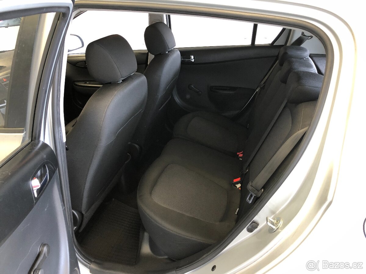 HYUNDAI I20 1.3 16V - 10