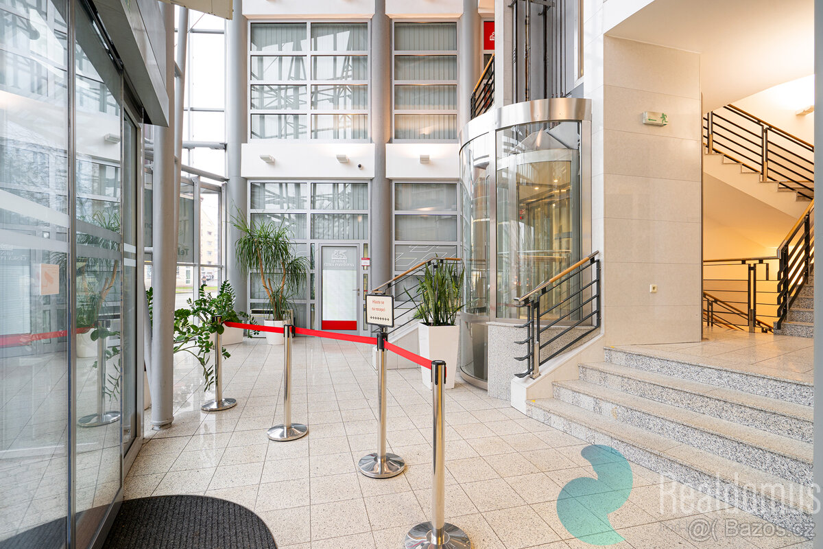 Pronájem, kanceláře, centrum města, ulice Pražská - 10