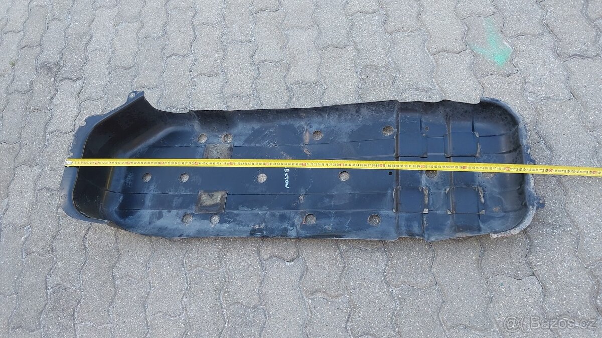 Ssangyong Rexton – Kryt nádrže - 10