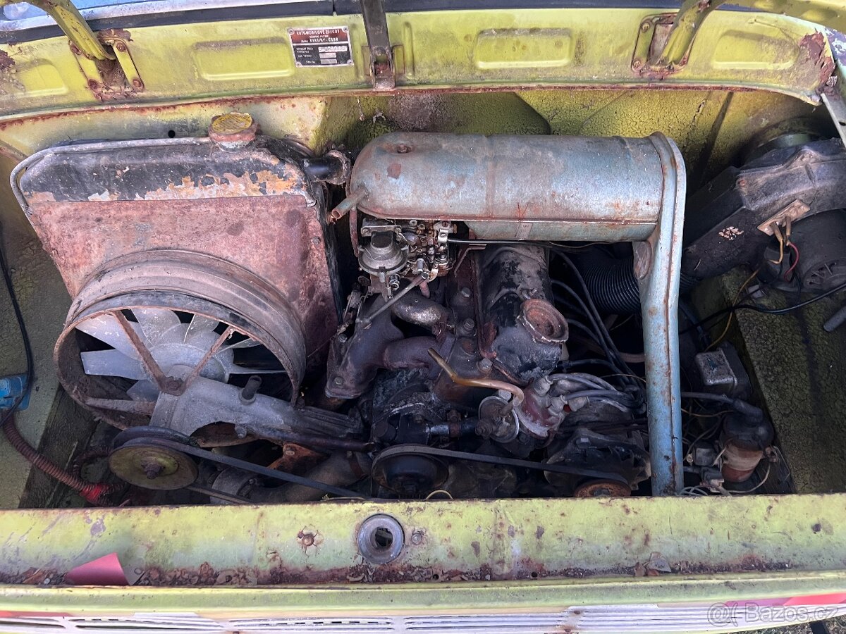 Skoda 110r kompletní auto k renovaci - 10