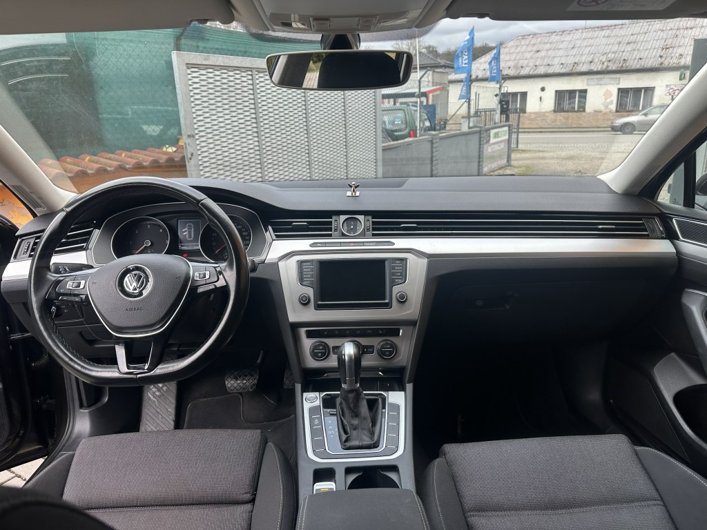 Volkswagen Passat 2.0 TDi 110kW - 10