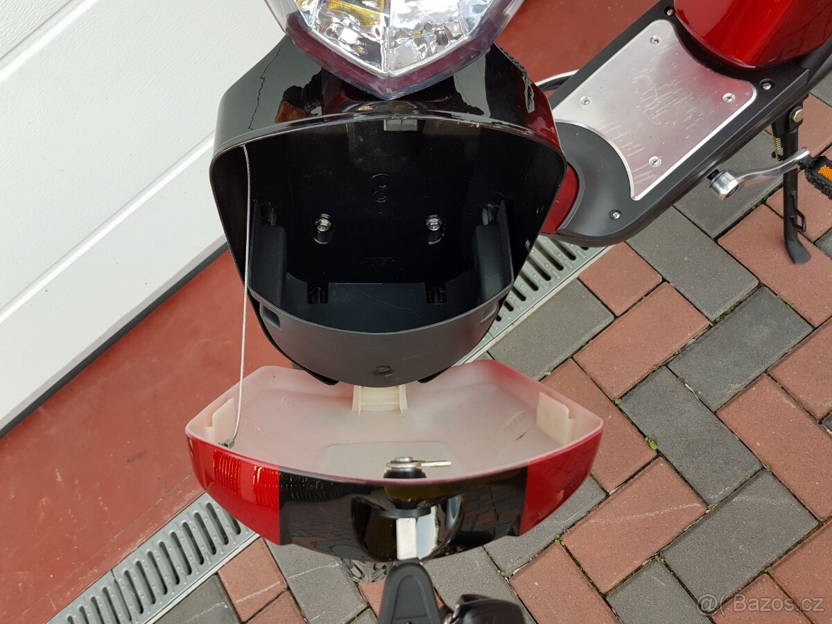 E-Babeta bez SPZ, nová, skladem - 10