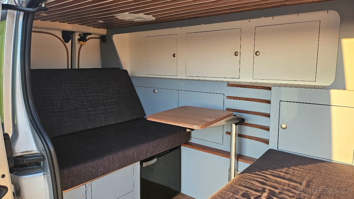 Prodám obytný Renault Trafic 1.6 dci (85kW) - 10