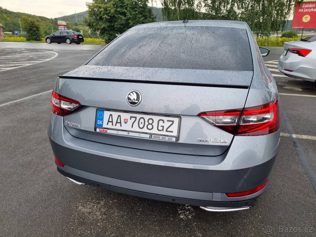 SKODA SUPERB 3 spoiler kridlo lipko na kufor - 10
