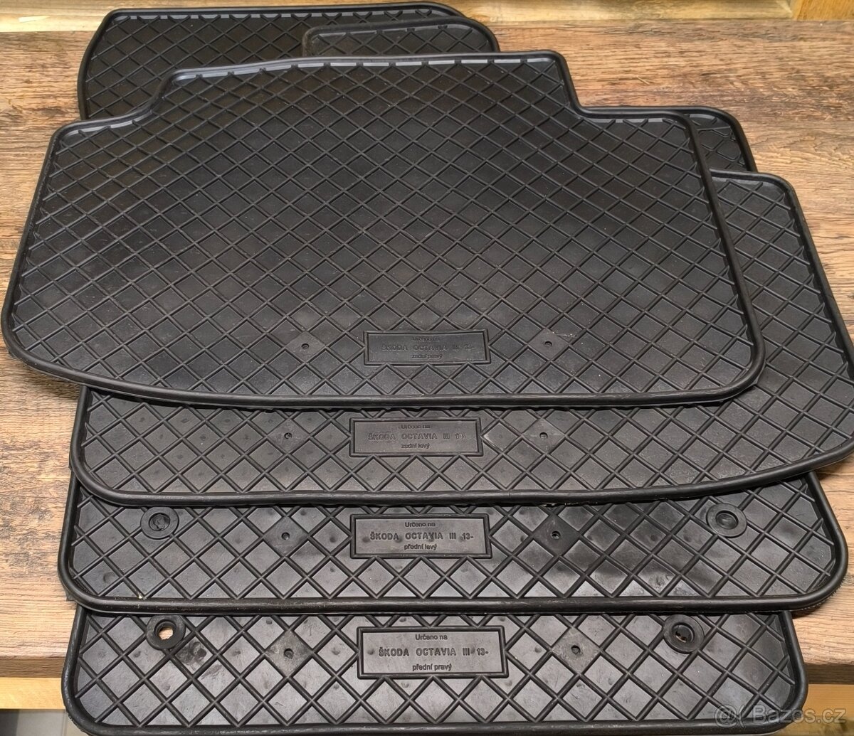 Autokoberečky Škoda Octavia 3, gumové, PETEX - 10