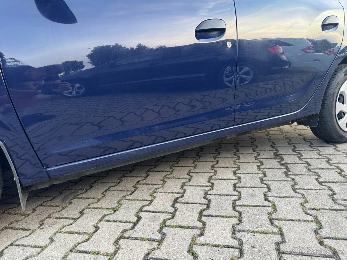 Dacia Sandero 1,0i 54 KW 2. MAJ. STK KOLA KM - 10