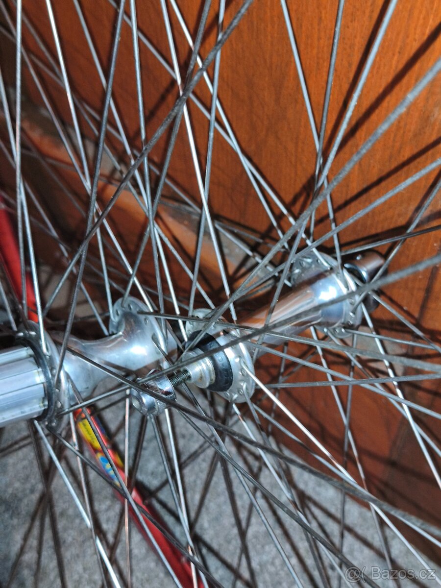 Zapletená kola Campagnolo - 10