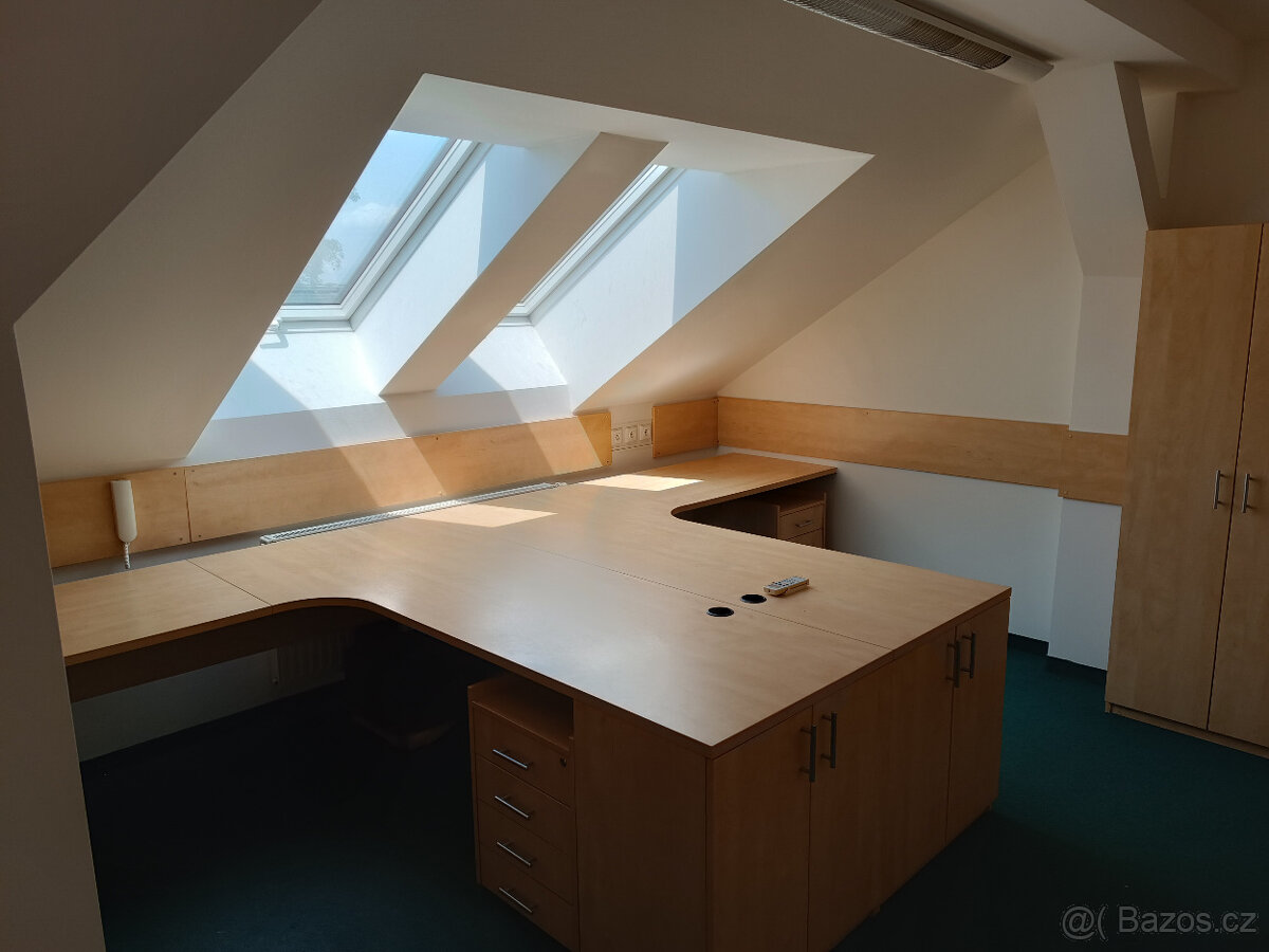 Atraktivní kanceláře v Ostravě - bez provize RK - 10