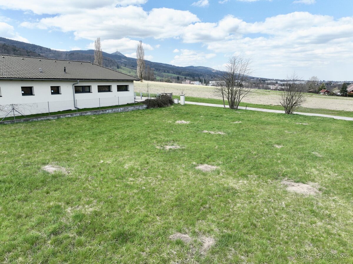 Prodej stavebního pozemku v lukrativní lokalitě Minkovice - 10