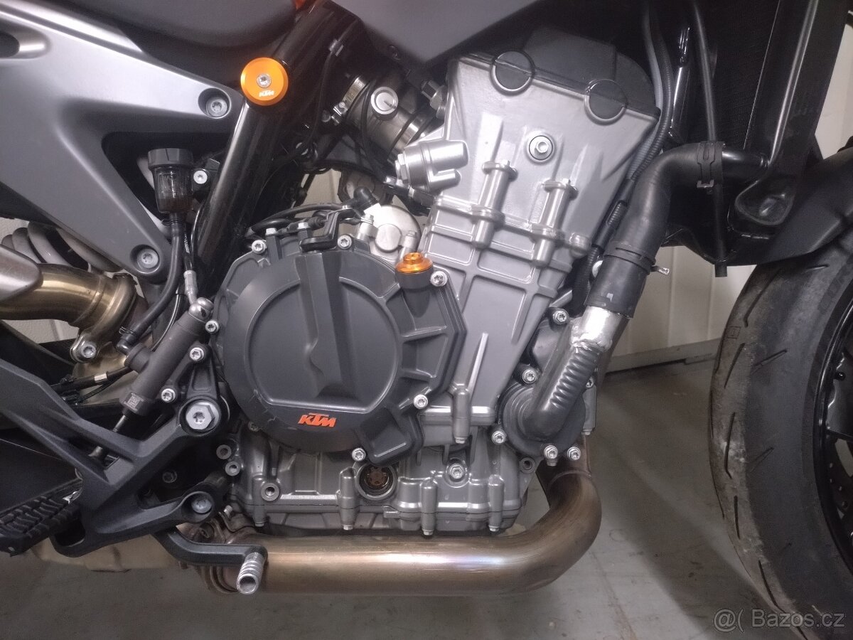 KTM 790 Duke 2023 - 10