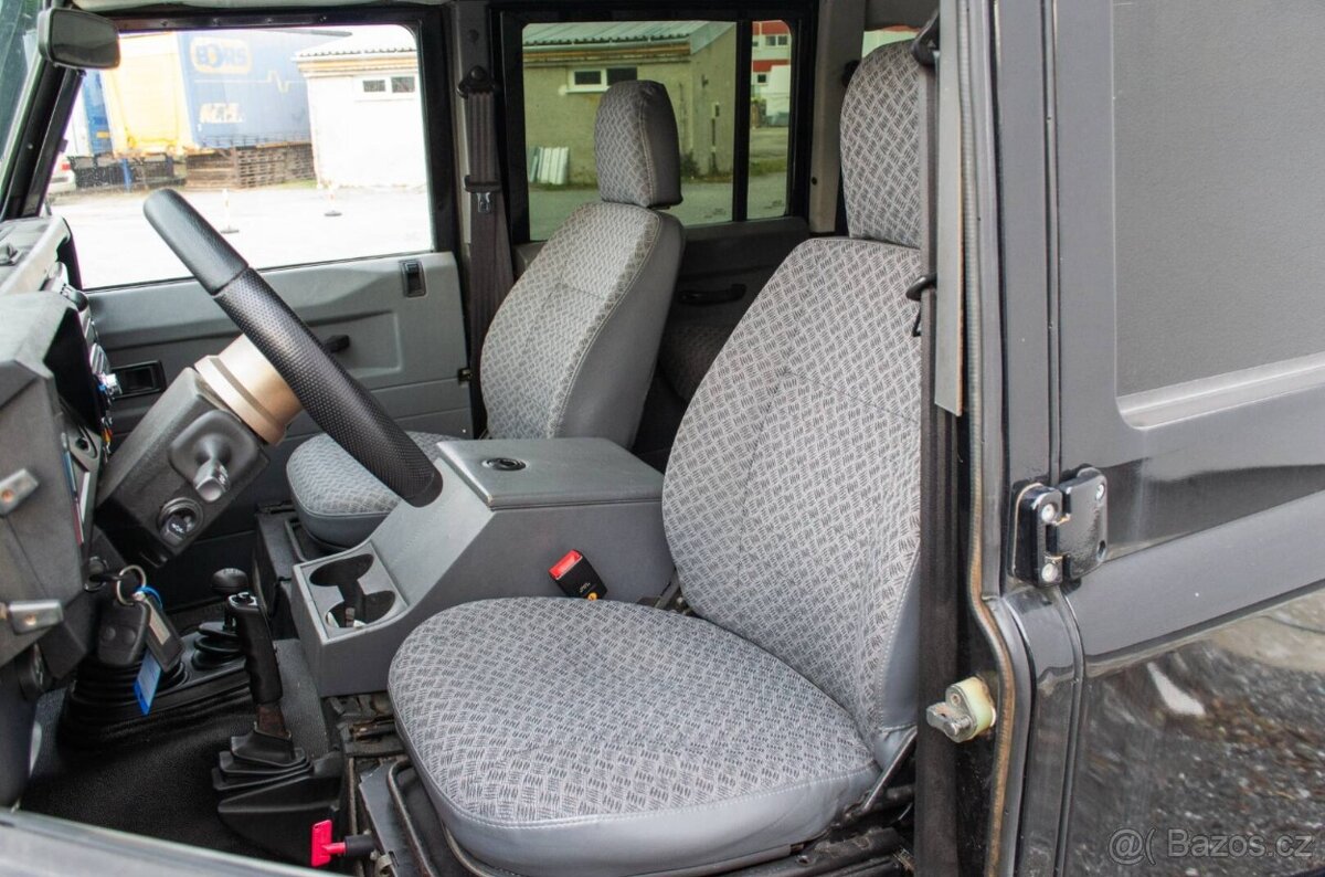 Land Rover Defender 110 2.5 Td5 HC PickUp - 10