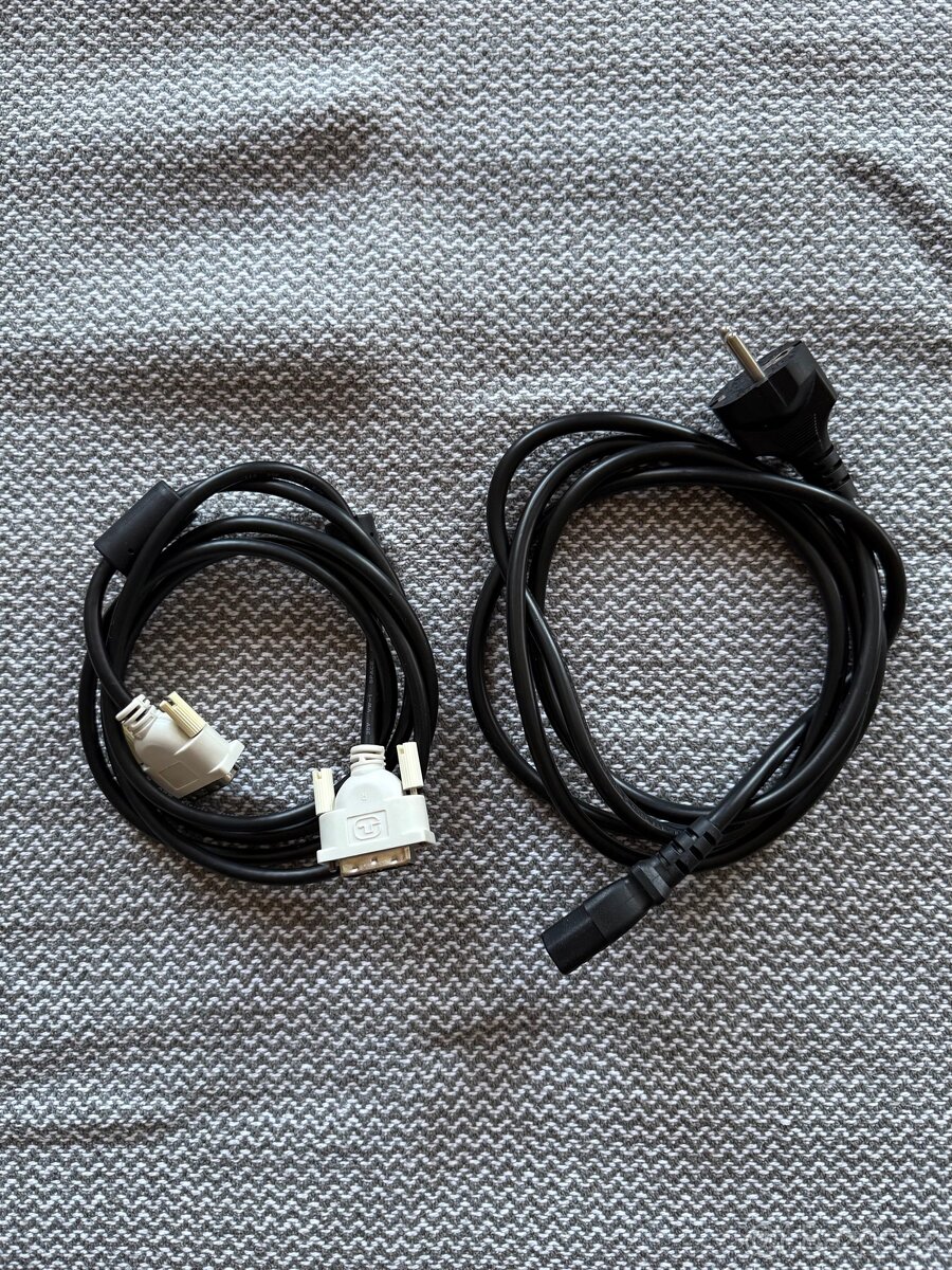 Monitor Dell U2412Mb 24” IPS (1920×1200) - 10