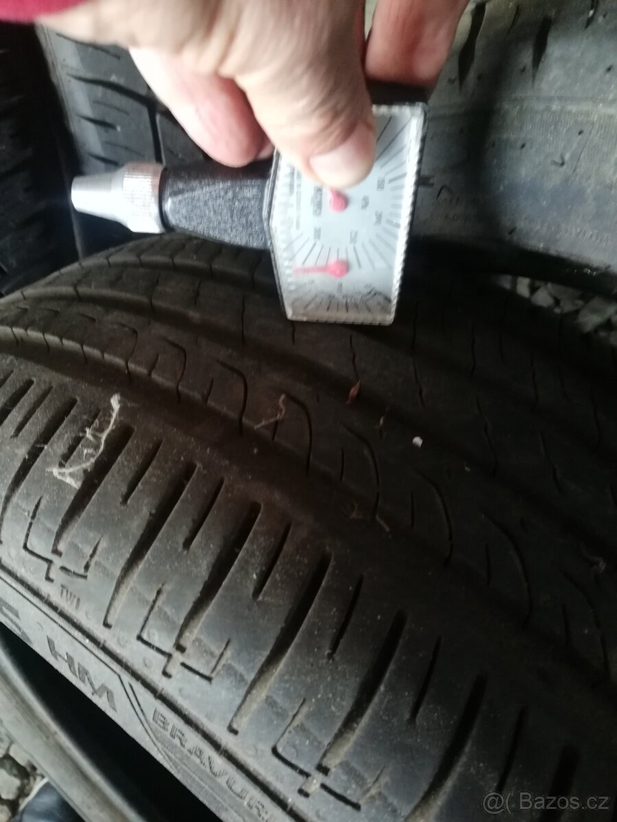 Barum Bravuris 205/55/r16 - 10